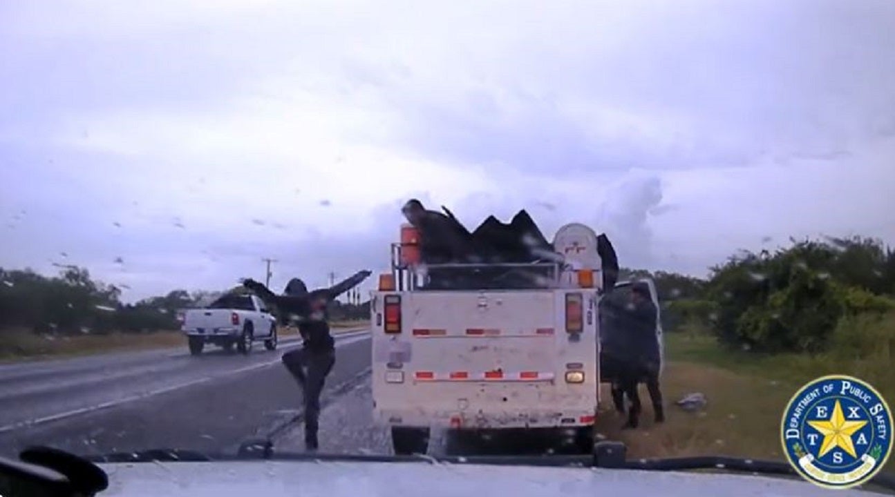 Texas troopers apprehend 15 illegal immigrants seen on video fleeing work truck