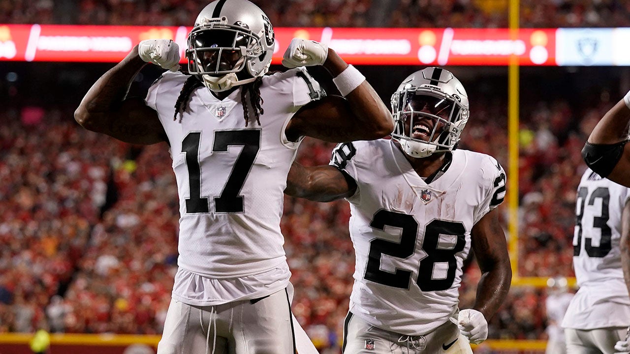 Davante Adams' childhood dreams of being a Raider have fully manifested