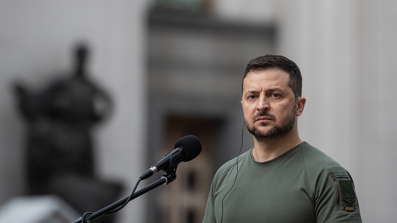 Zelensky de Ucrania pidió a la OTAN que lanzara «ataques preventivos» en Rusia, el portavoz se vio obligado a aclarar