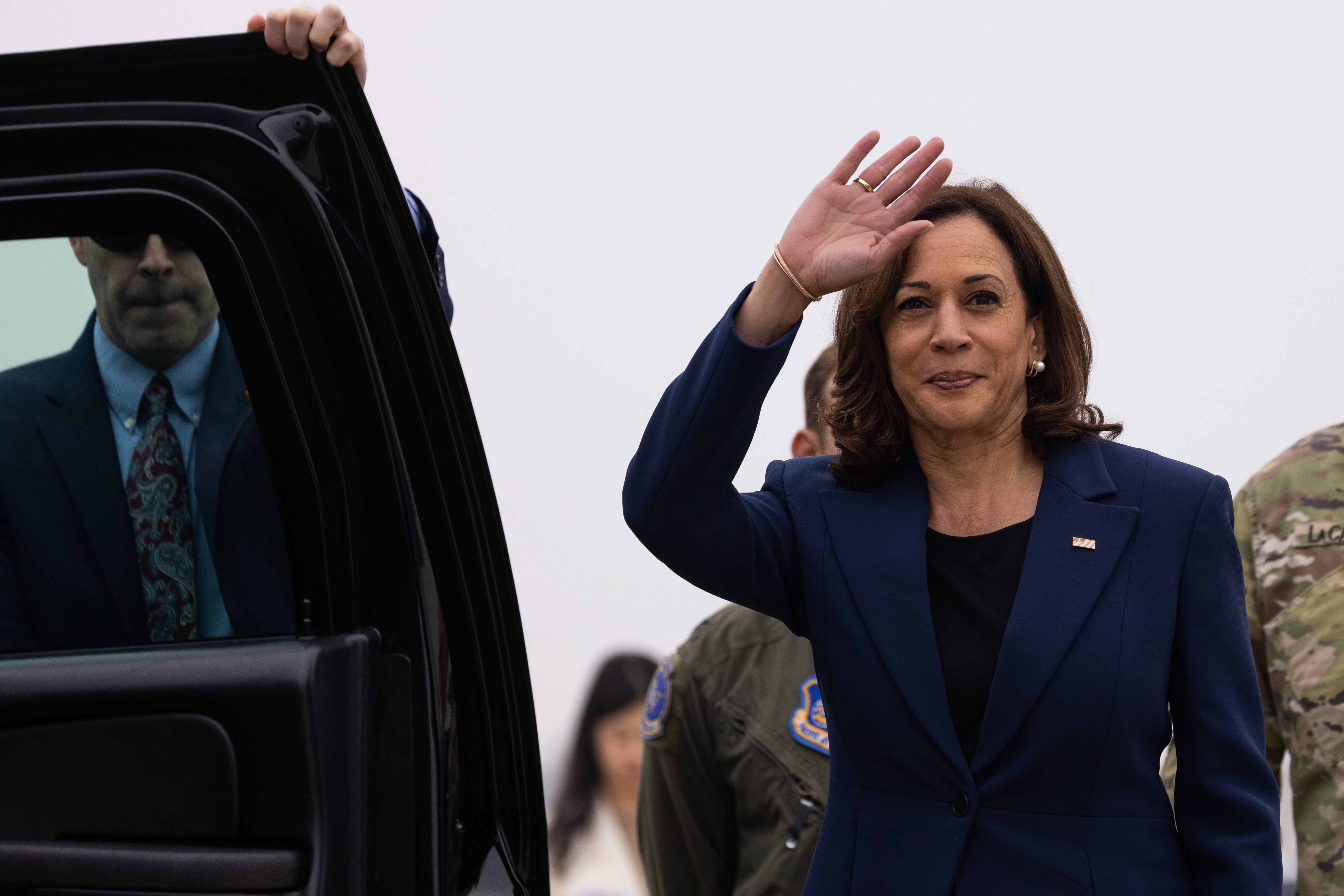 Kamala Harris heads to Texas for dinner with mega-donors, but should she visit the border too?