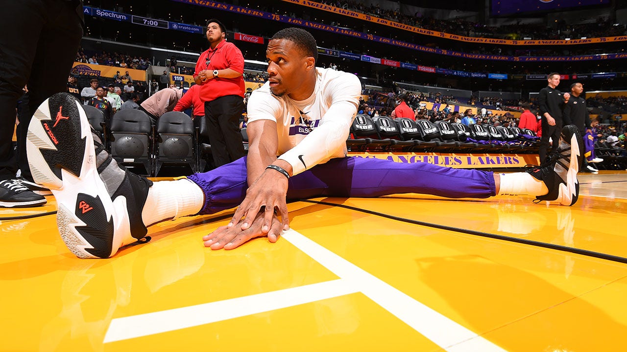 Russell Westbrook makes statement in win over Lakers