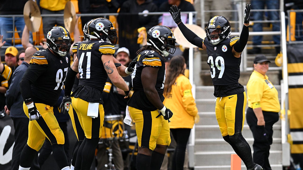 OCT 2nd, 2022: Minkah Fitzpatrick #39 during the Pittsburgh Steelers vs New  York Jets game in Pittsburgh, PA at Acrisure Stadium. Jason Pohuski/CSM  (Credit Image: © Jason Pohuski/CSM via ZUMA Press Wire) (