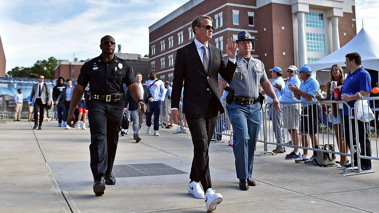 Ole Miss head coach Lane Kiffin ahead of No. 6 Tennessee facing No. 3 Alabama: ‘Go Vols’