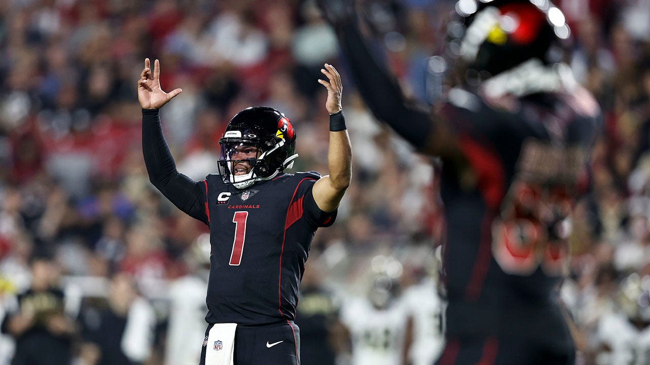 Cardinals' Kyler Murray, Kliff Kingsbury downplay sideline incident: 'Guess  it's a Gen Z thing'