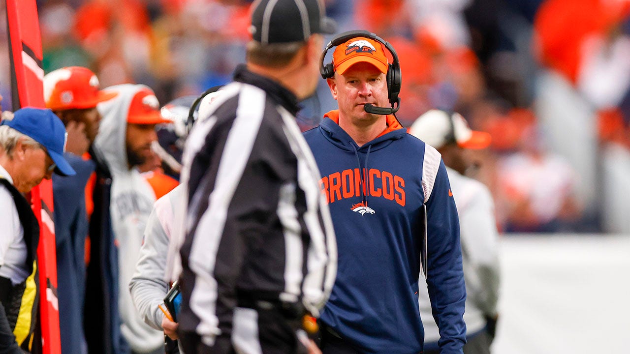 Broncos head coach Nathaniel Hackett during the Jets game