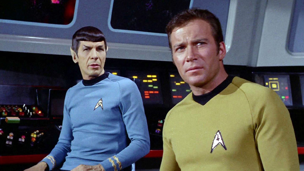 William Shatner habla sobre sus consecuencias con su amigo Leonard Nimoy en Star Trek, beso histórico con Nichelle Nichols