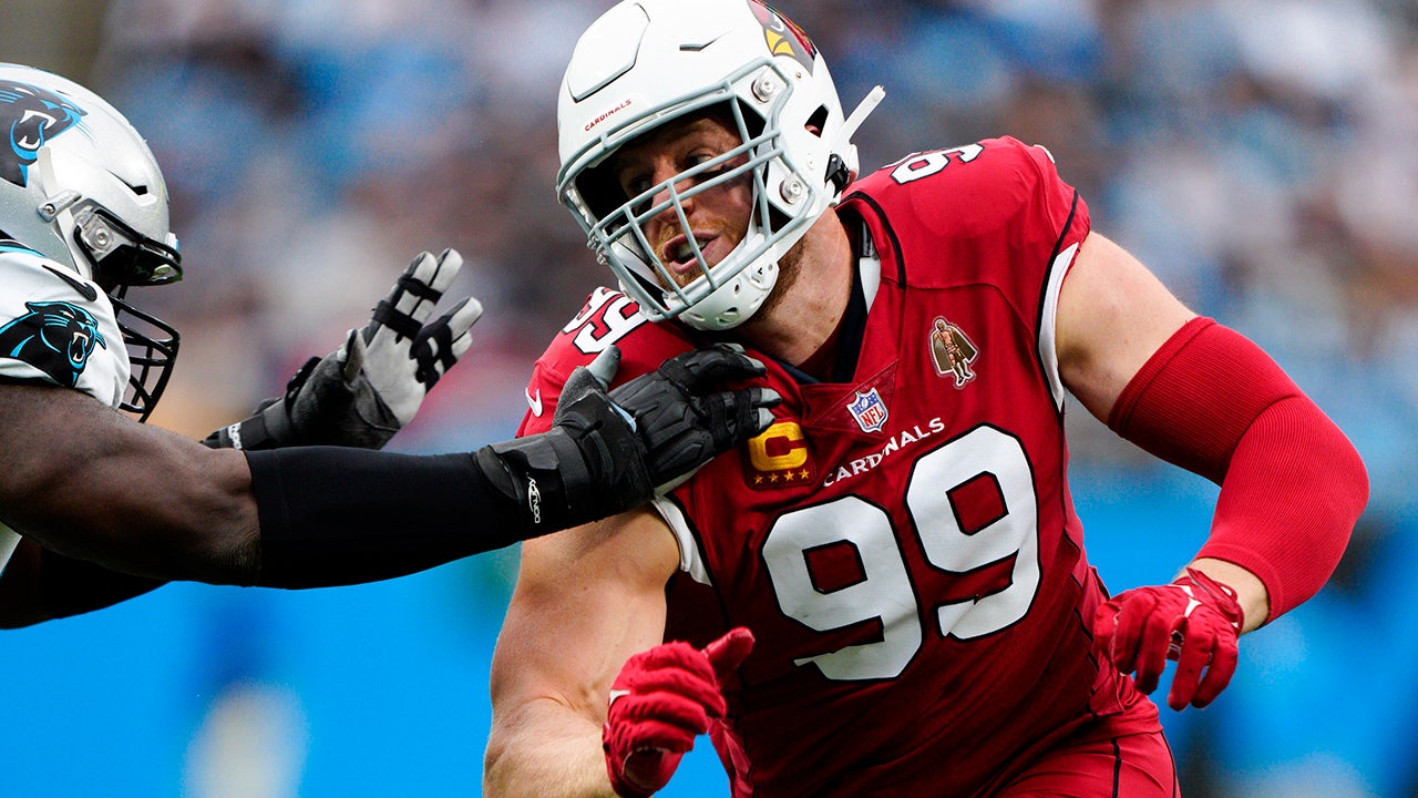 Cardinals' JJ Watt emotional talking about heart issue: 'I'm happy