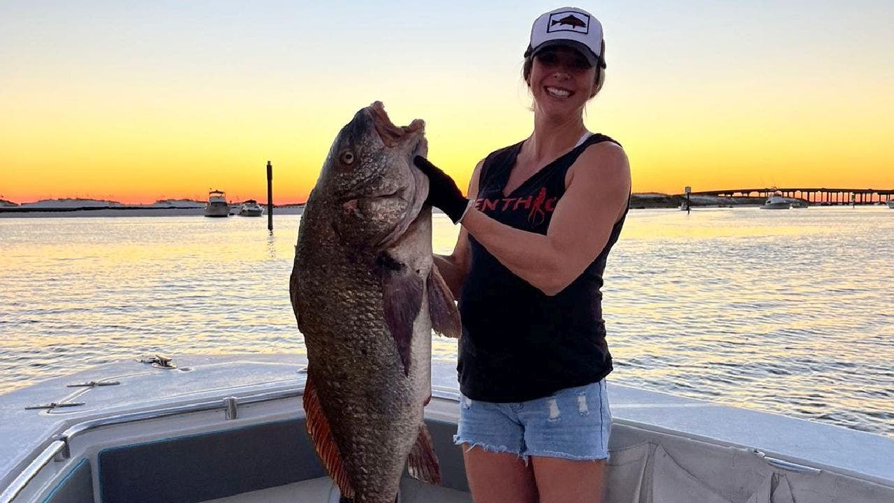 Florida woman, 8 months pregnant, polespears fish for potential world record catch 