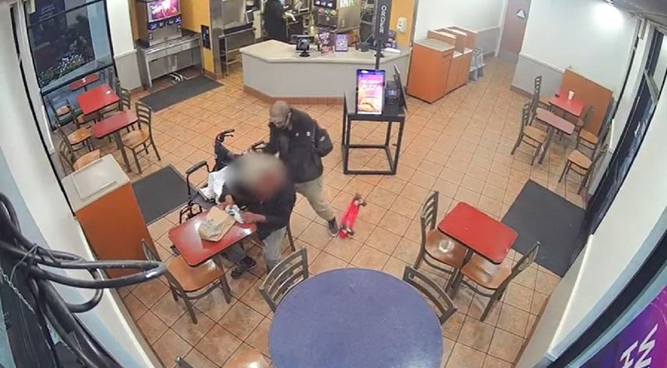 News :Los Angeles Taco Bell stabbing of 82-year-old man in wheelchair caught on video