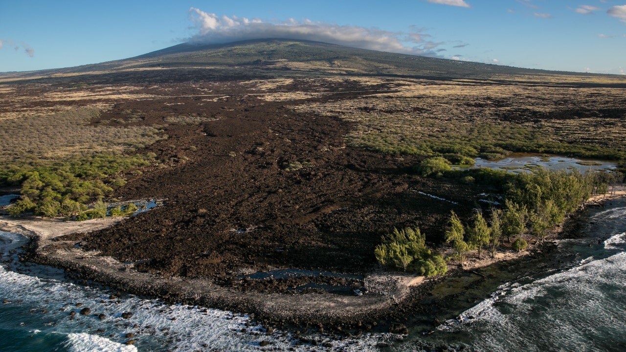 Earthquakes rock Hawaii’s Mauna Loa volcano during unrest, causing minor damage