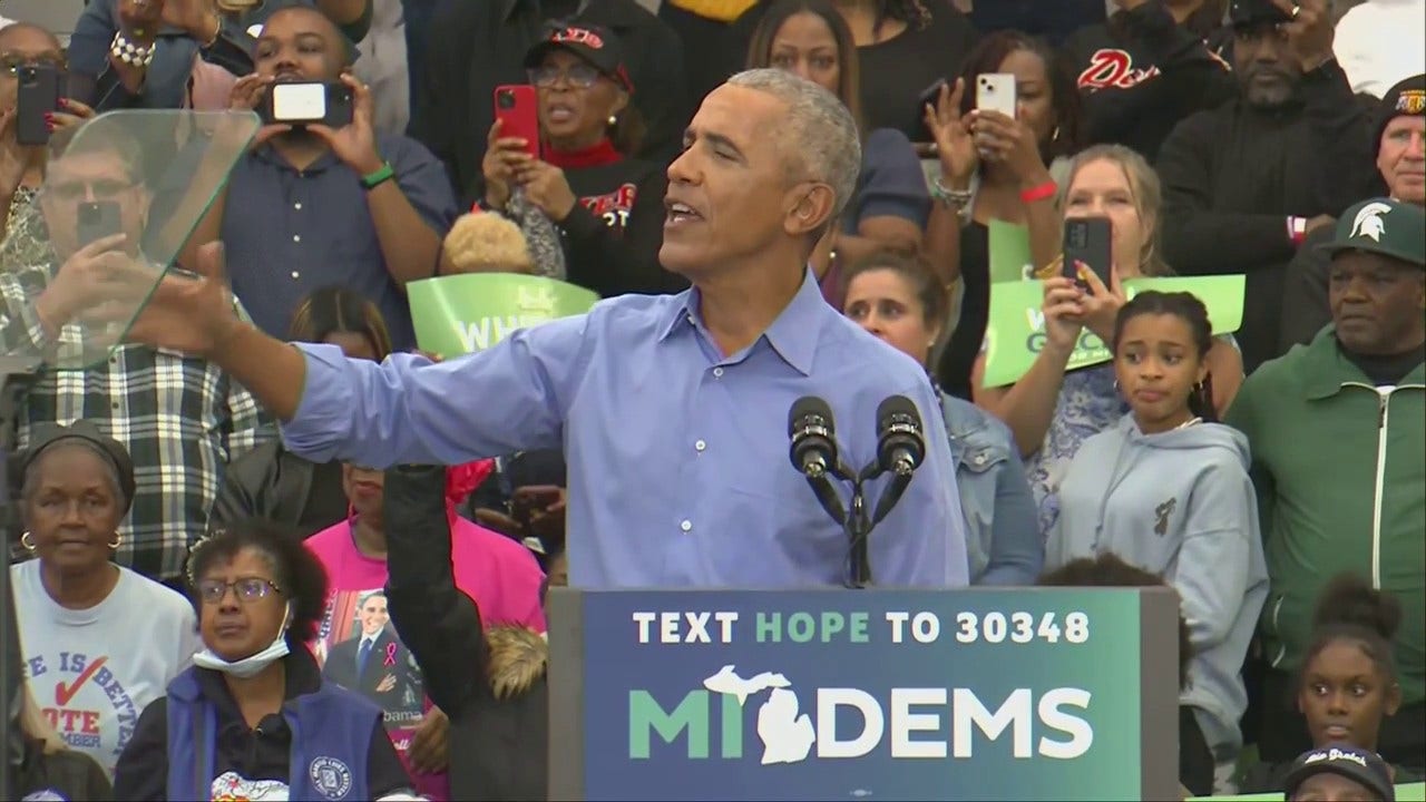 Obama interrupted by protester during Michigan rally: 'Come on'