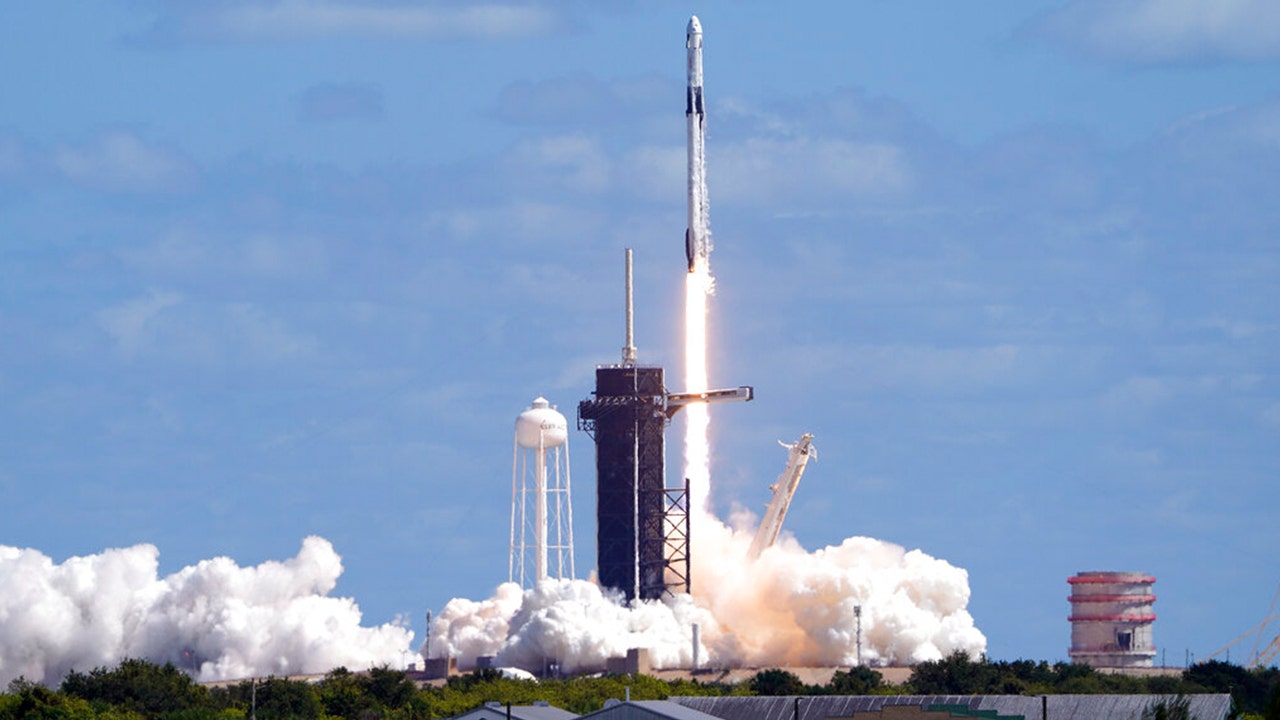 SpaceX Falcon 9 booster successfully lands on Just Read the Instructions drone ship