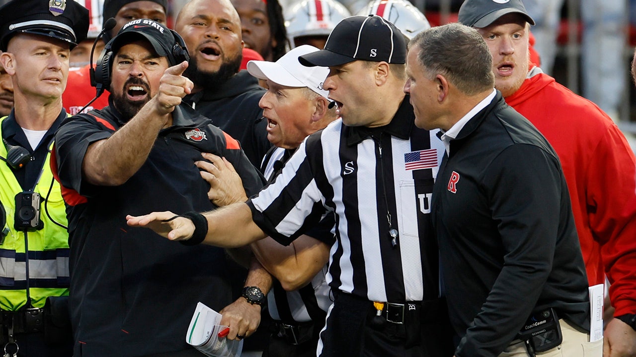 Rutgers’ Greg Schiano confronts Ohio State’s Ryan Day after fake punt in blowout
