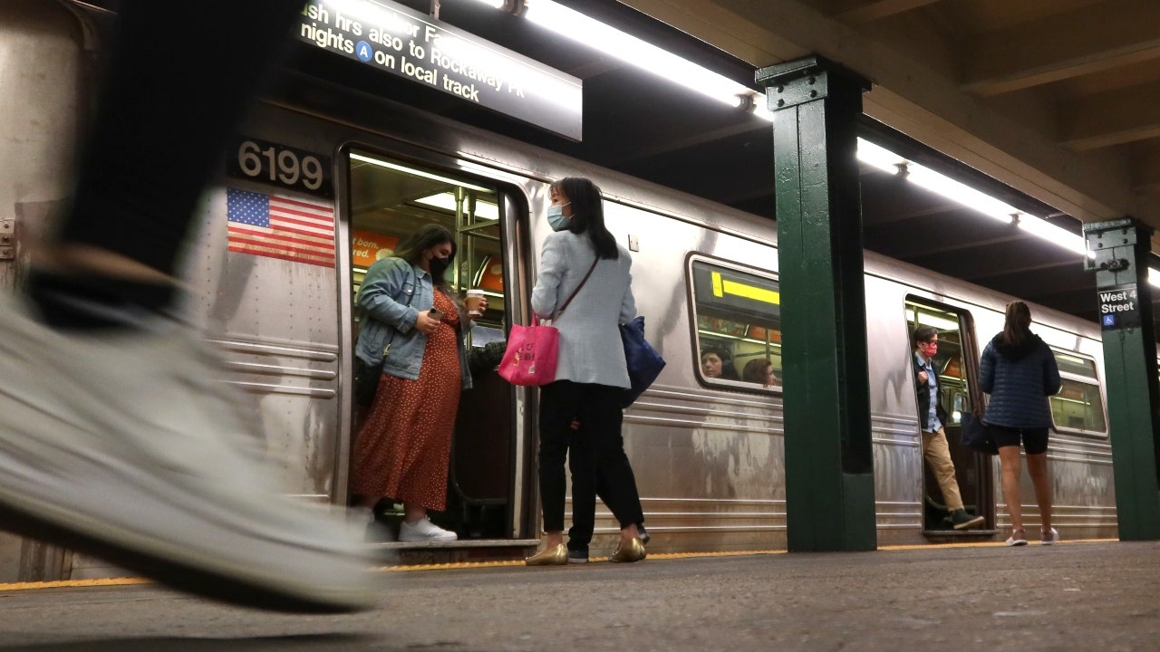 NYC mayor, reacting to subway crime, suggests not wearing headphones