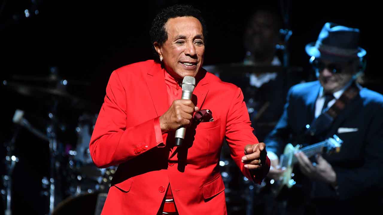 News :Smokey Robinson, Berry Gordon honored as next year’s MusiCares Persons of the Year