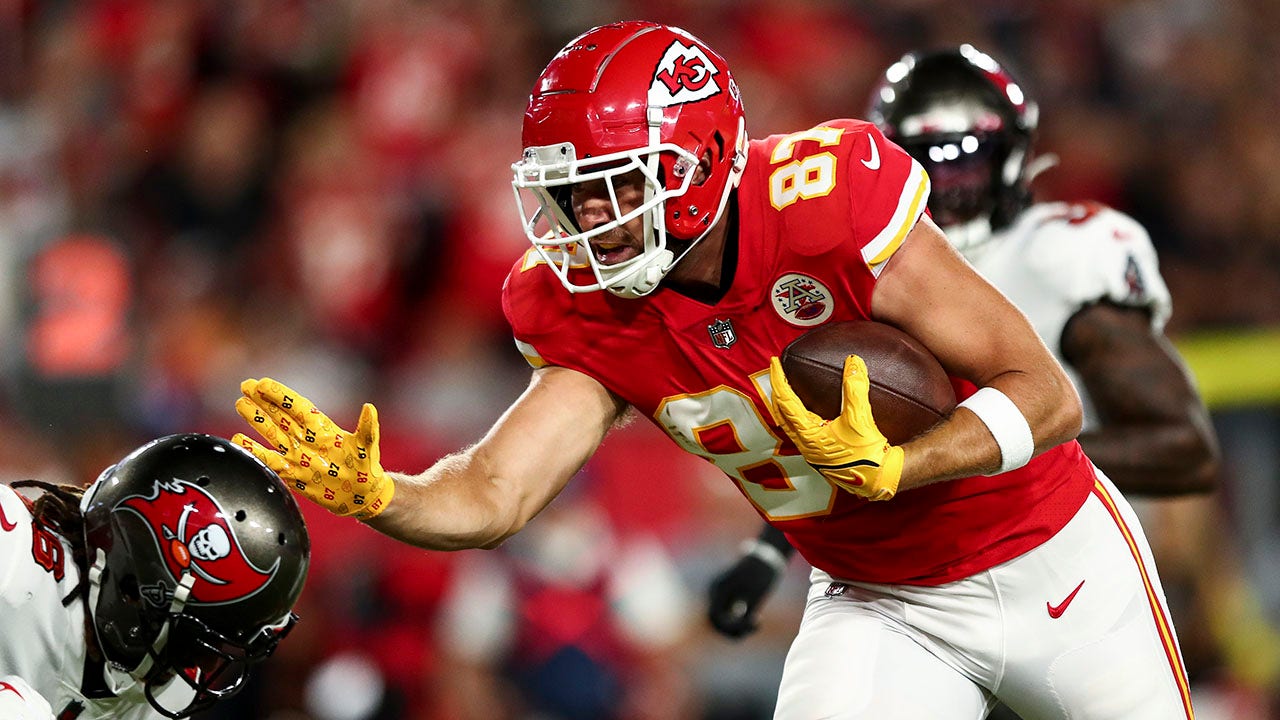 Travis Kelce injury update: Chiefs TE 'probably unlikely' to play in Week 1  vs. Lions, per report - DraftKings Network