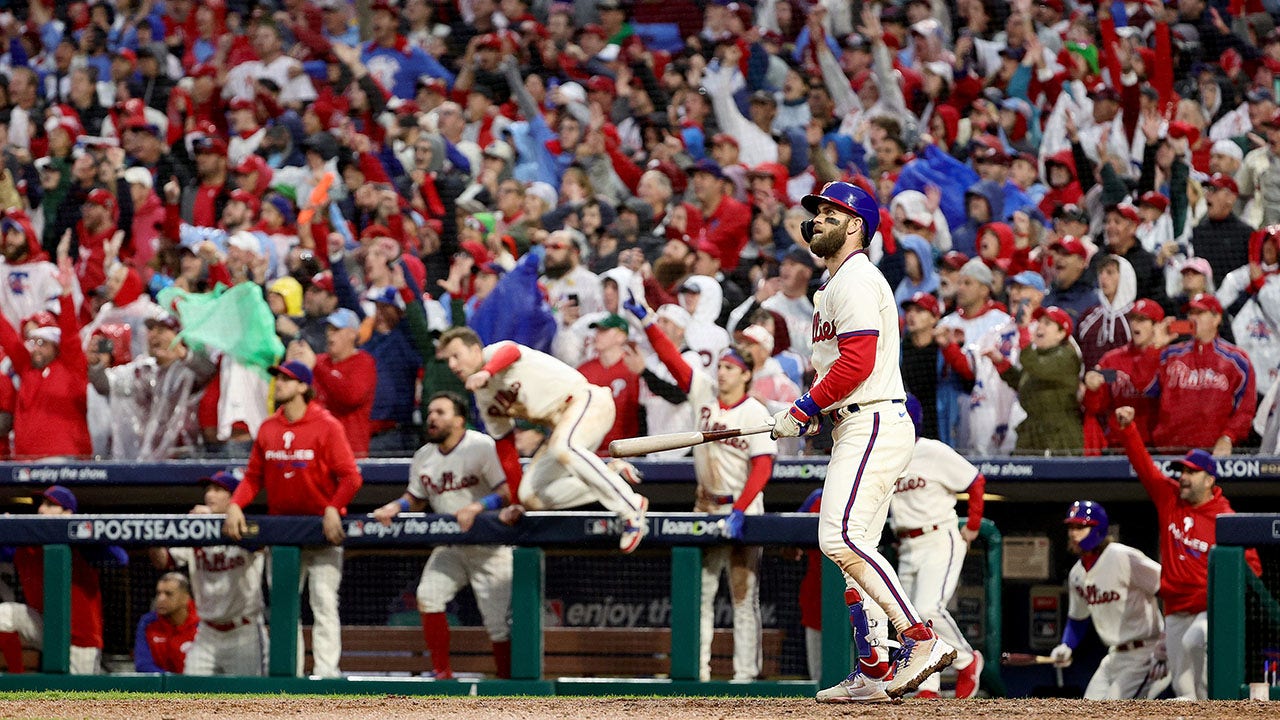 Bryce Harper's eighth inning home run sends Phillies to World Series