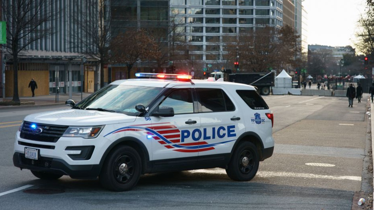 Read more about the article Shooting in Washington, DC, leaves 7 people shot, including 2 dead, police say