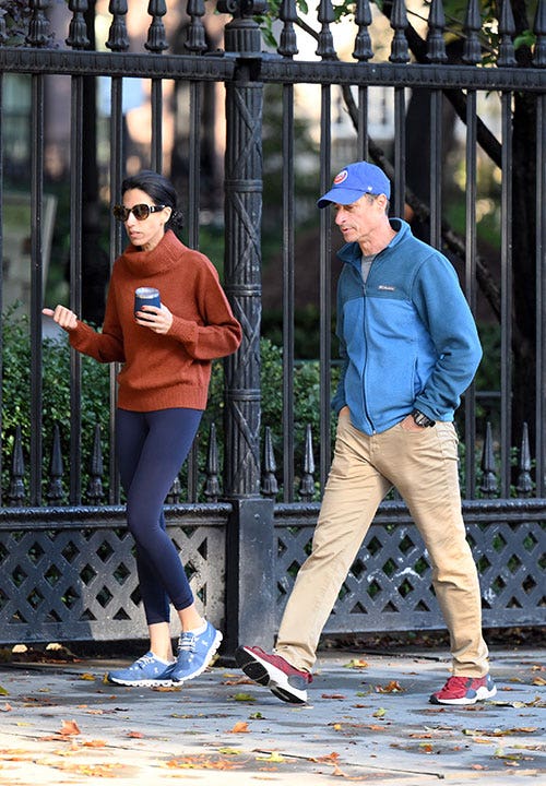 Anthony Weiner Spotted Dining With Estranged Wife Huma Abedin Fox News 