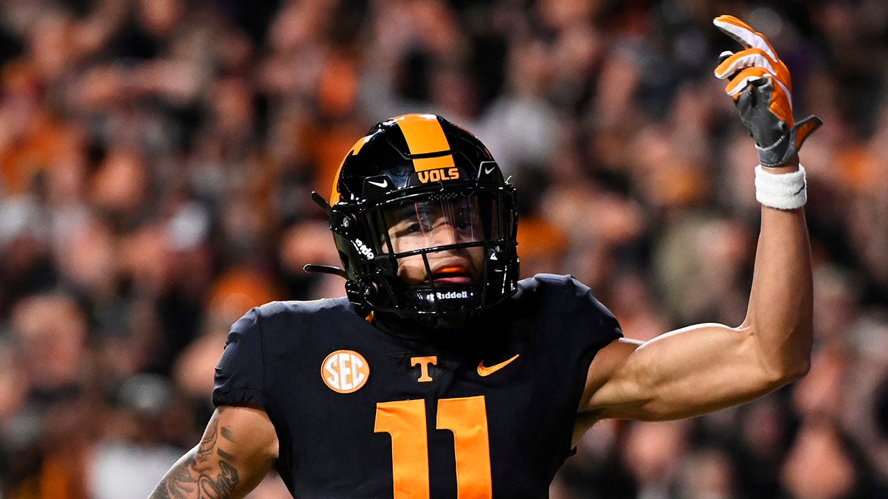 Vols Football: Tennessee wearing black uniforms against Georgia