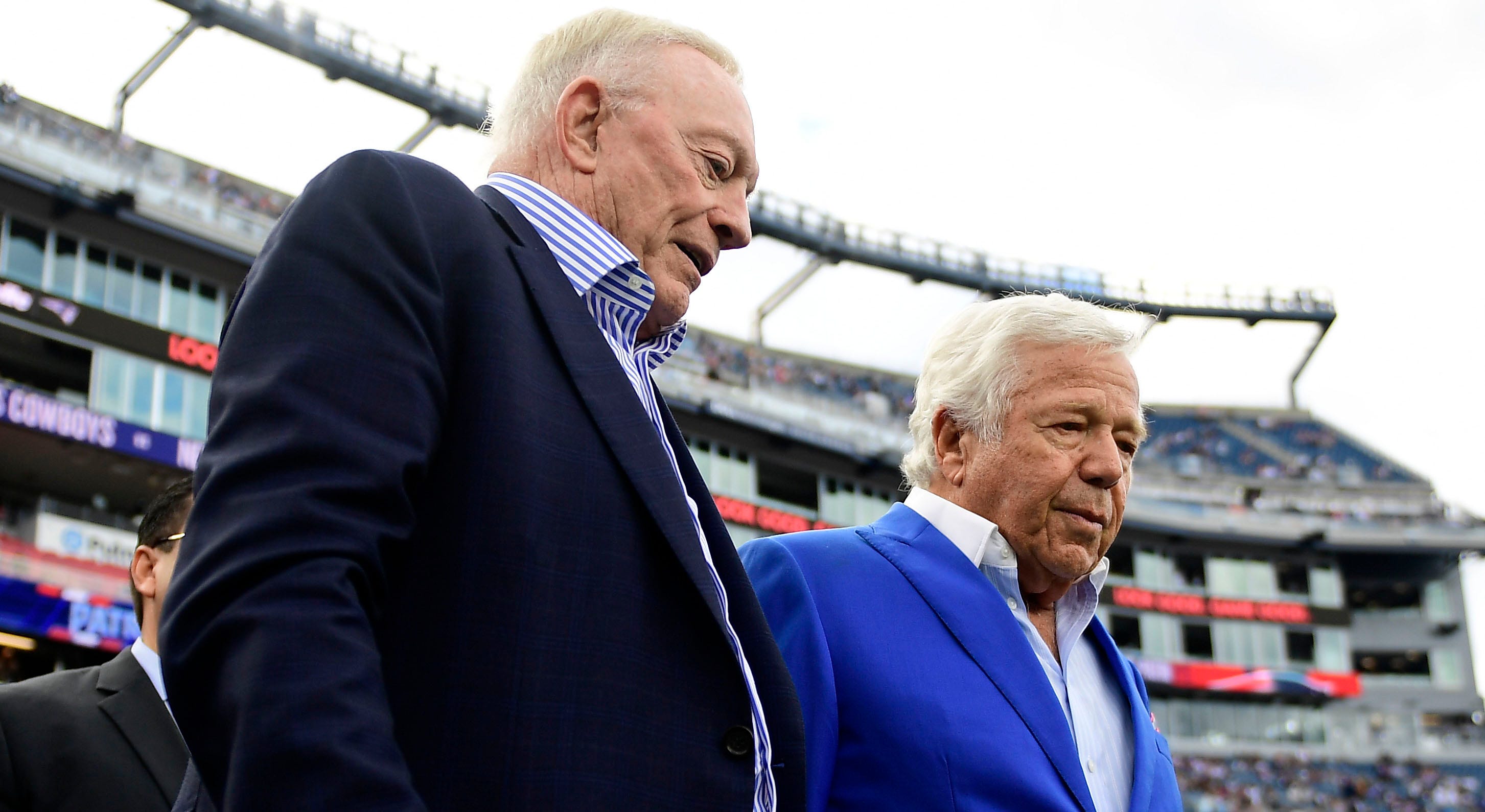 Cowboys' Jerry Jones, Patriots' Robert Kraft got into heated argument during NFL fall meetings: report