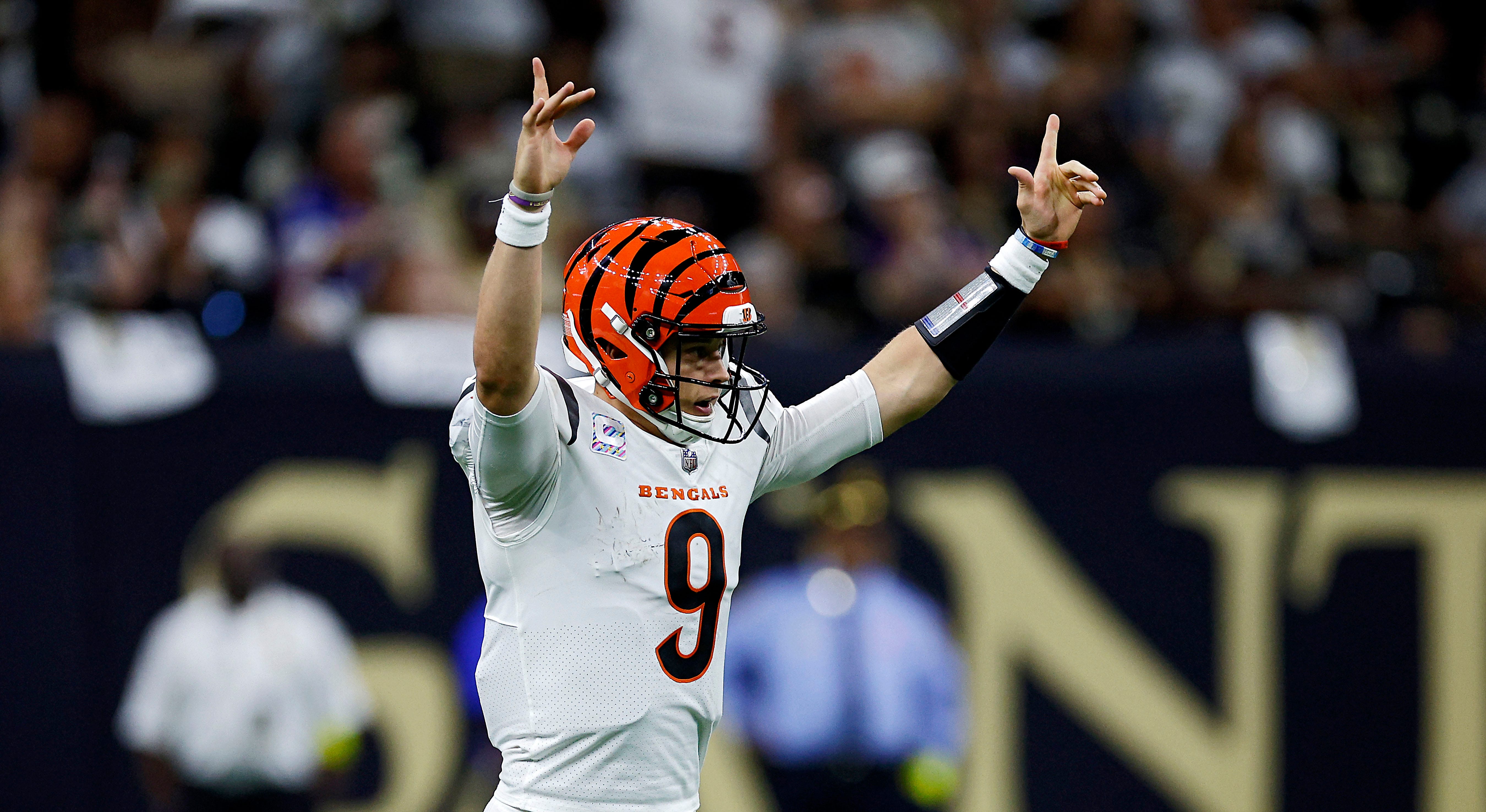 Bengals’ Joe Burrow hooks up with Ja’Marr Chase for two touchdowns in win over Saints