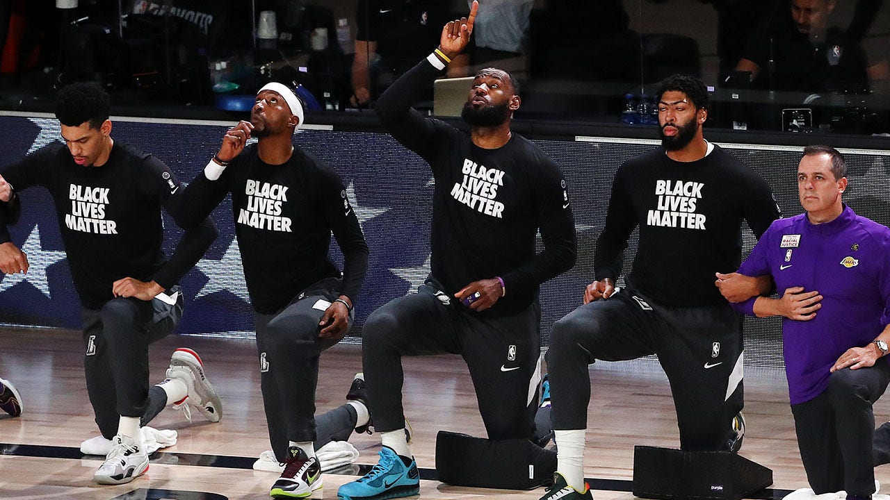 LeBron James says he dropped Cowboys fandom because of team's stance on  kneeling during national anthem