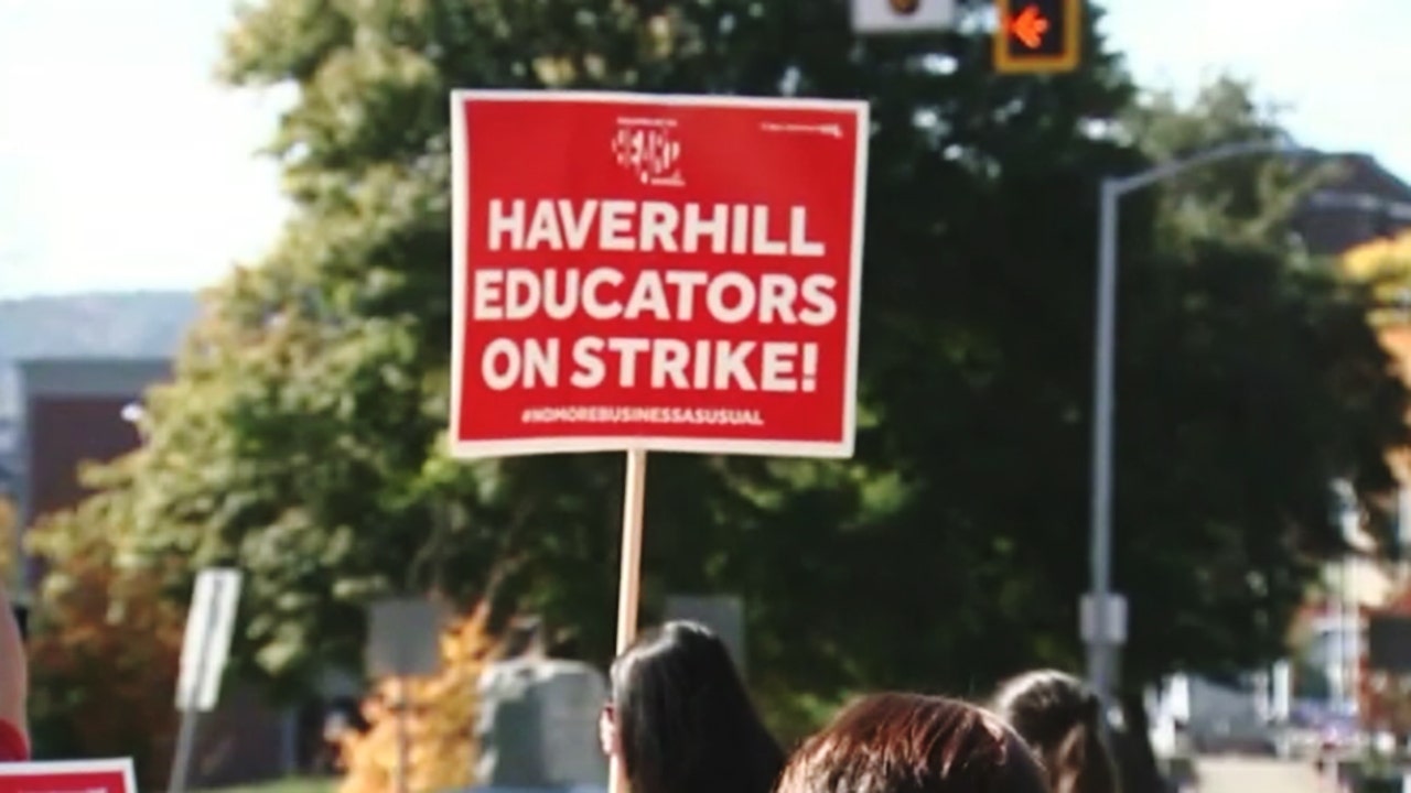 Some Massachusetts schools back in session amid ongoing teachers' strike