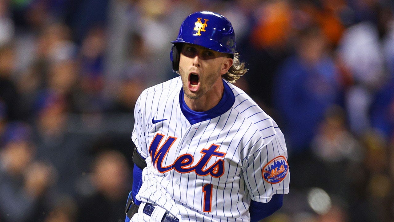 Mets’ Jeff McNeil nudging teammate to make due on expensive promise after winning batting title