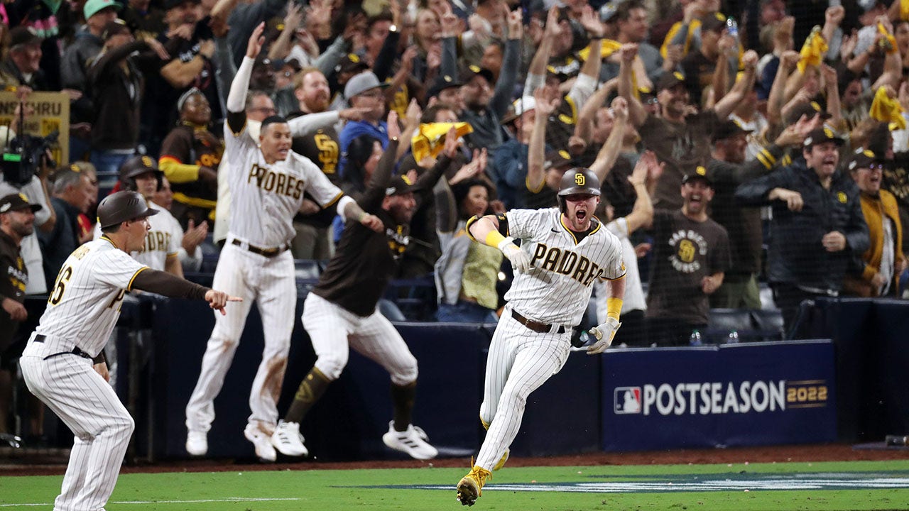 Padres score five in the seventh to upset Dodgers, advance to first NLCS  since 1998