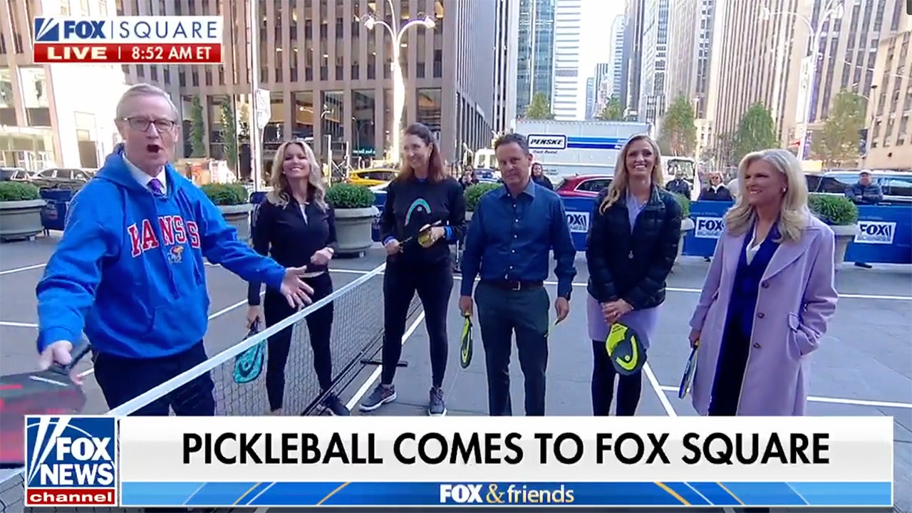 Pickleball fun on 'Fox & Friends': 'Learning curve' on the game is 'very, very quick'