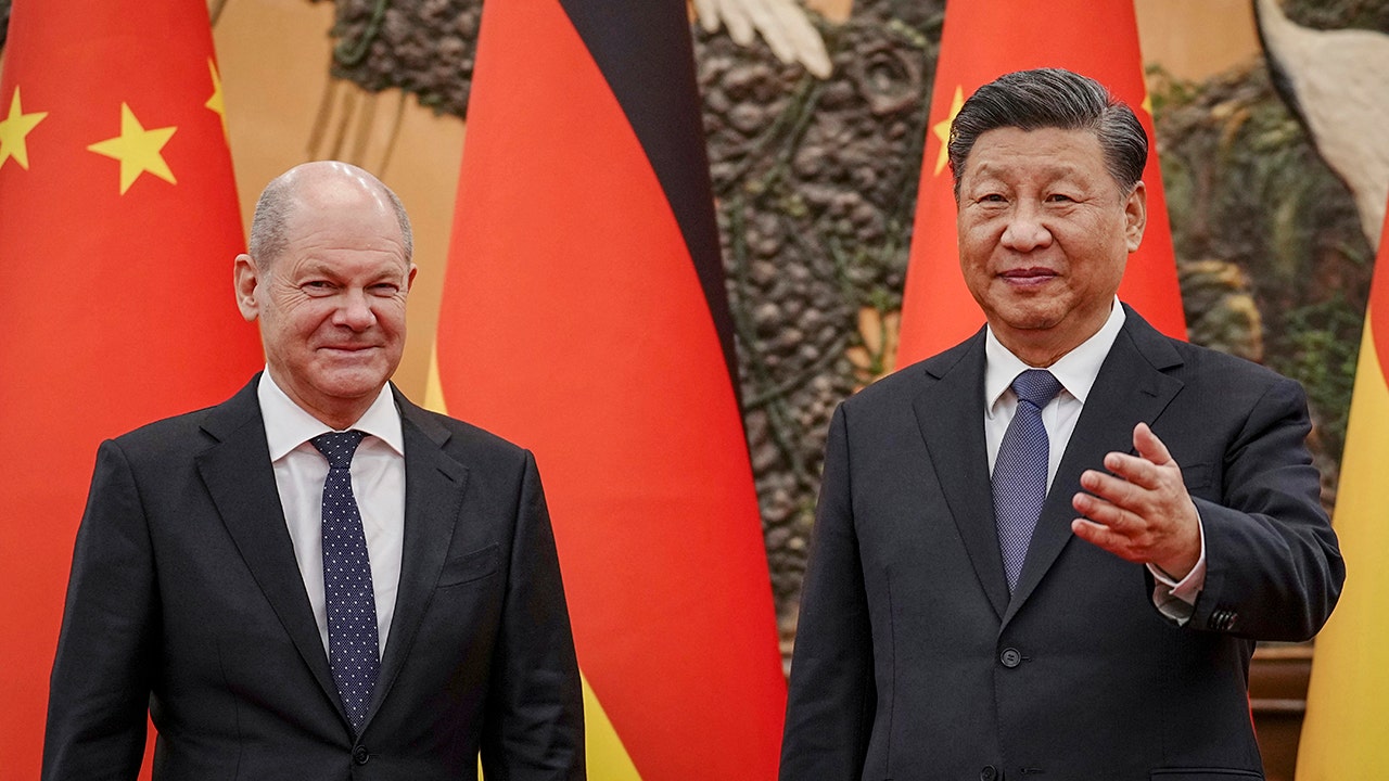 China's Xi urges Ukraine peace talks with Germany's Scholz
