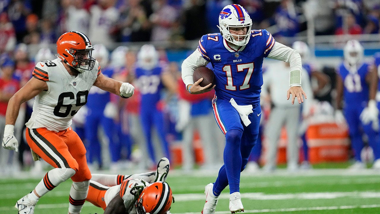 Bills avoid three-game slide with win over Browns after snow shifts game to Motor City
