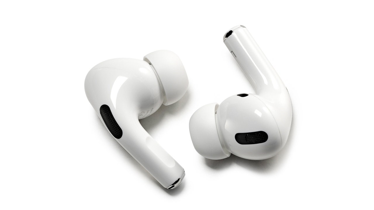Apple AirPods the cheaper alternative to hearing aids?