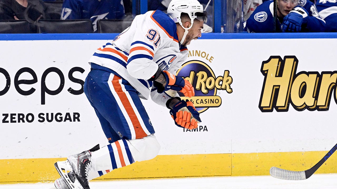 Oilers’ Evander Kane on gruesome wrist injury after ‘extremely scary