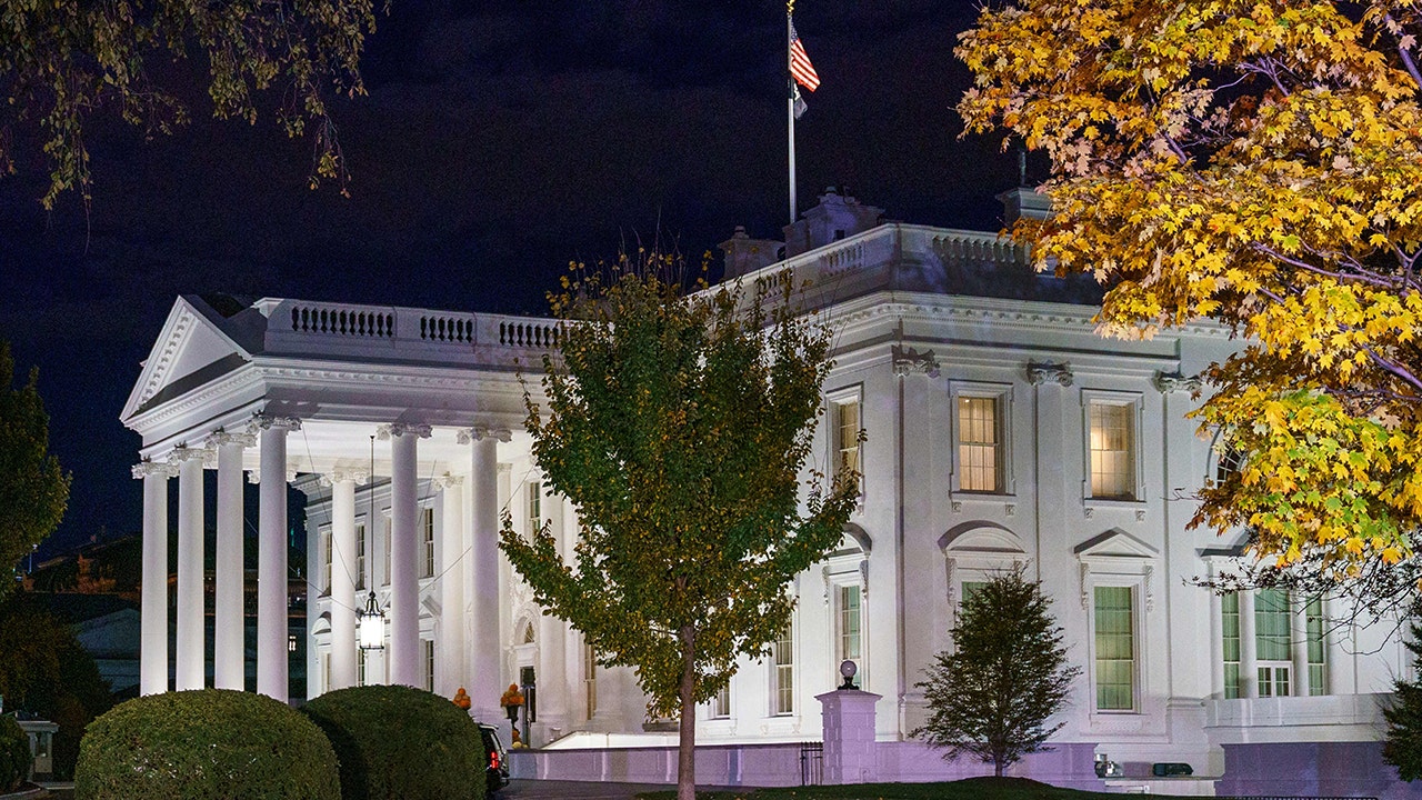 Washington, DC shooting blocks from the White House leaves 1 injured: report