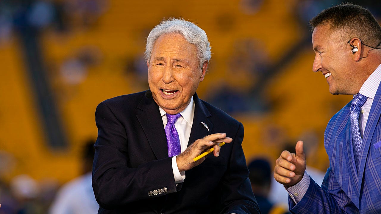 Lee Corso, 89, absent from latest edition of ESPN’s ‘College GameDay’ after feeling ‘under the weather’