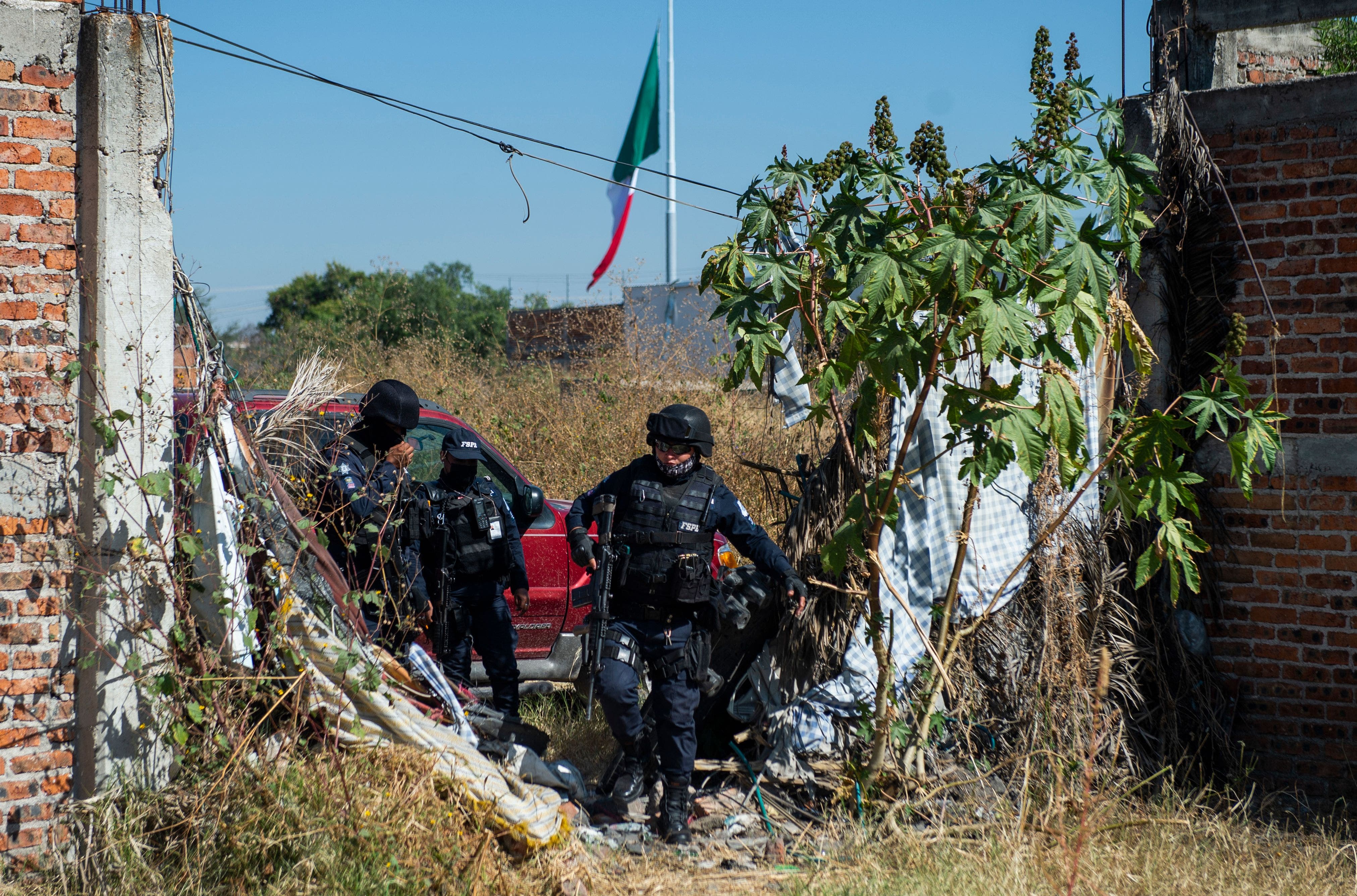 Autoridades mexicanas en busca de jóvenes desaparecidos hacen impactante descubrimiento
