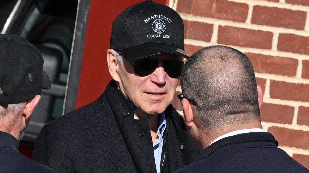 5 indications Joe Biden won't run in 2024, Disney's Bud Light problem