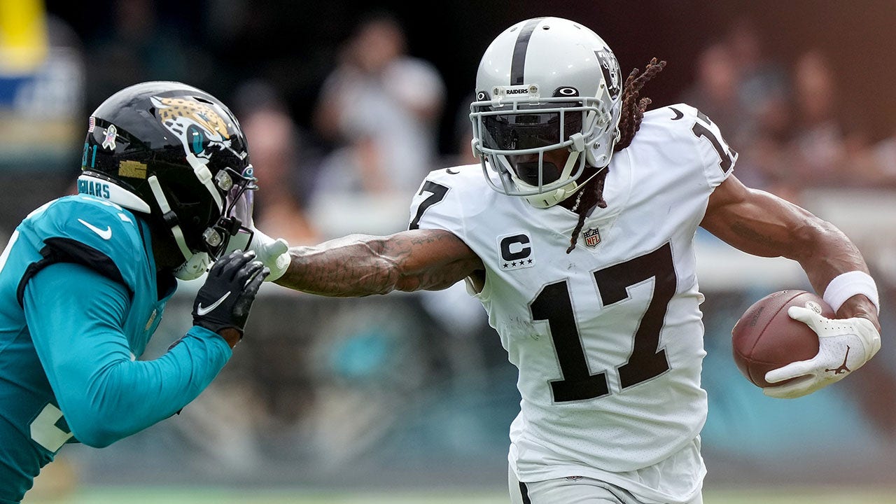 Raiders' Davante Adams Doubles Down on Tough Message