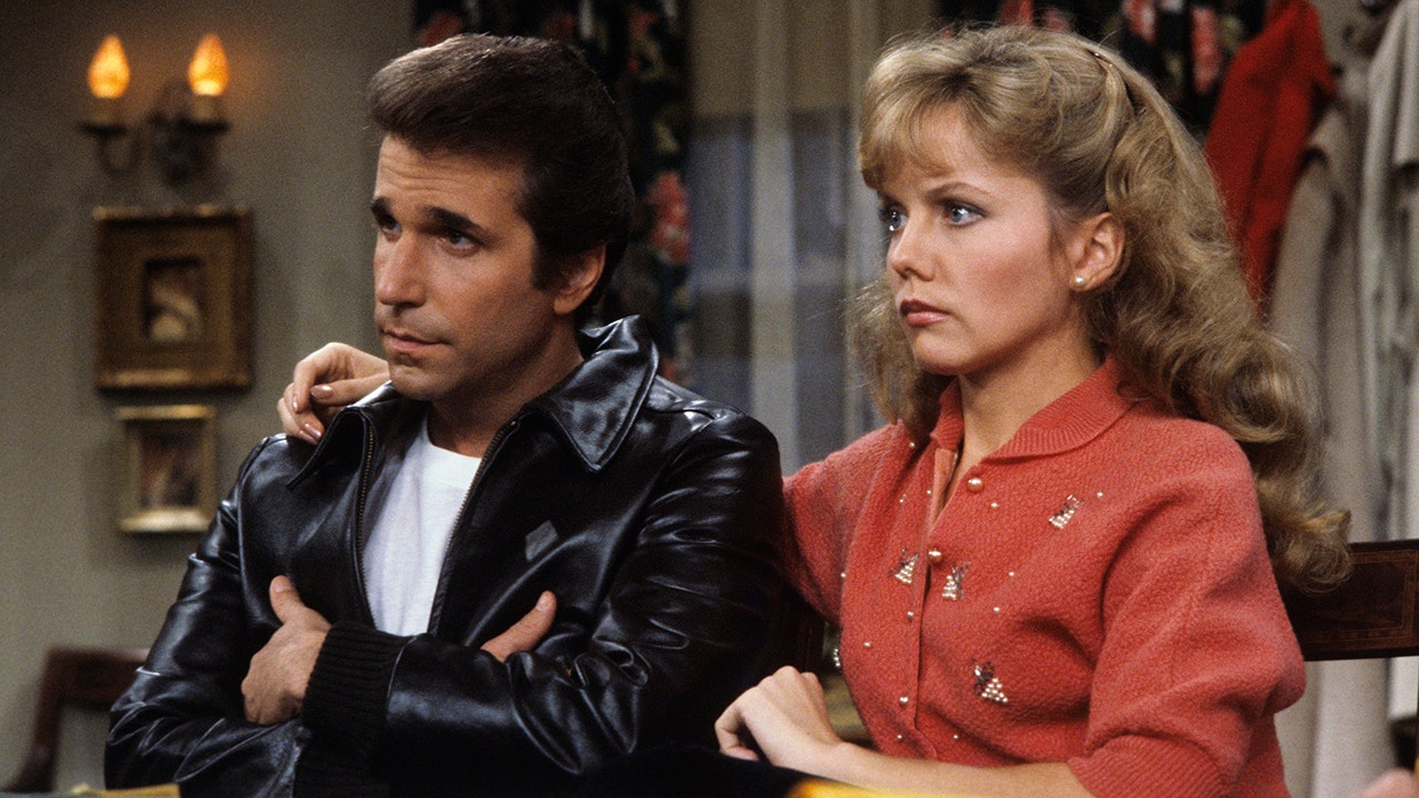 'Happy Days' star Linda Purl recalls Henry Winkler's emotional meeting with a terminally ill child as Fonzie