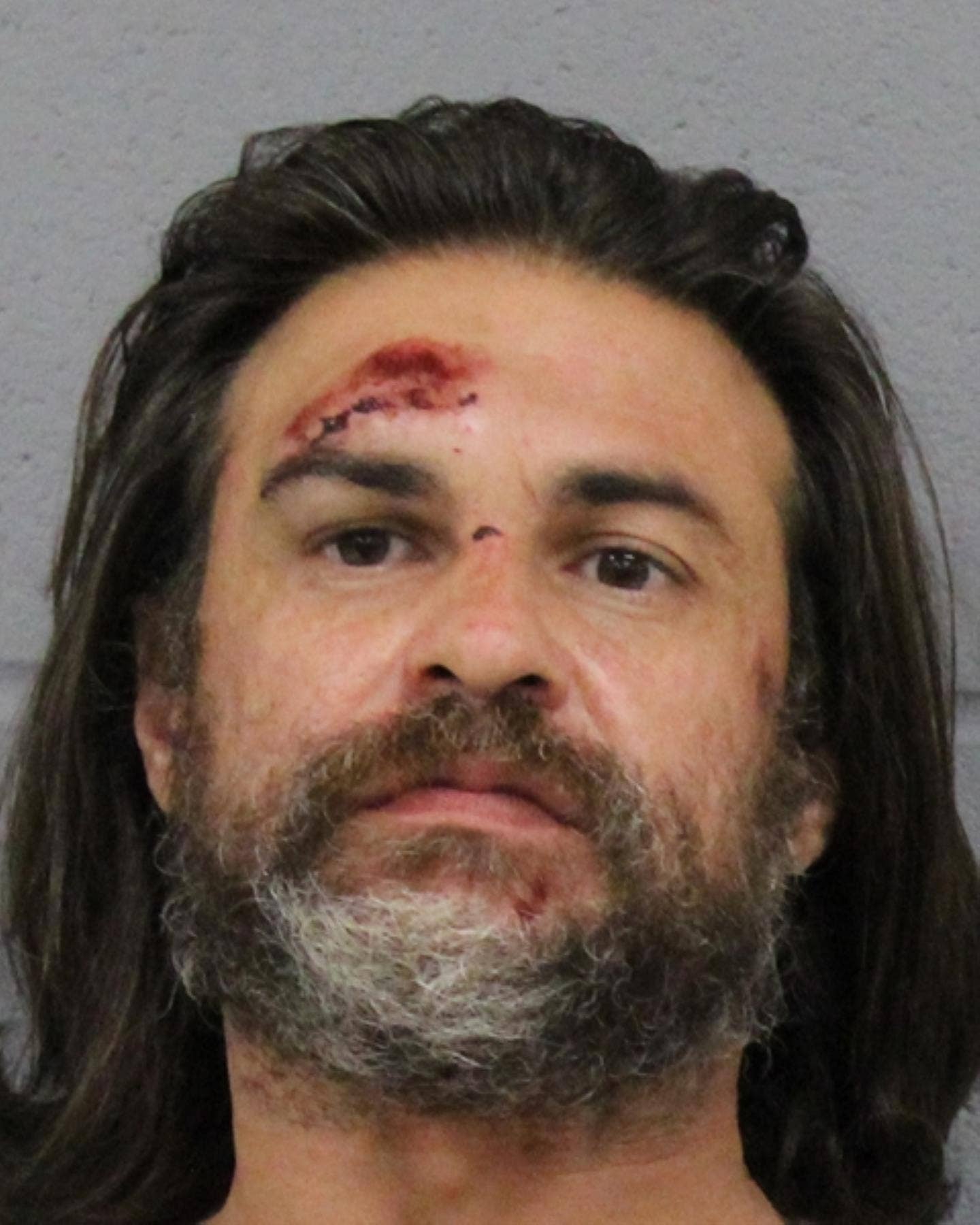 Austin police arrest man who stabbed sheriff's deputy, shoplifted, has prior criminal history