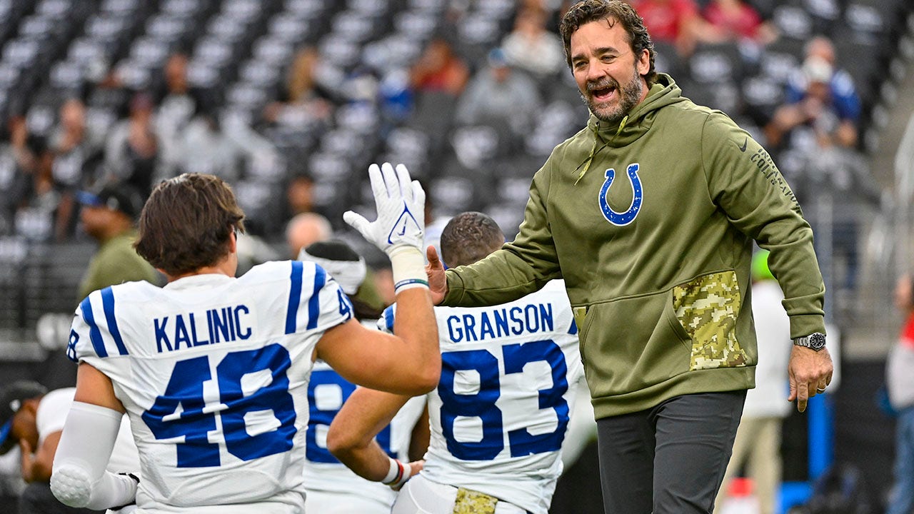 Colts’ Jeff Saturday picks up first win after week of scrutiny, old tweet on ‘horrible’ Raiders goes viral