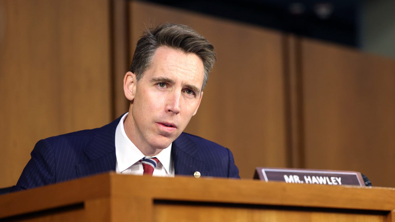 Hawley demands answers on DHS ‘disinformation’ efforts, accuses Mayorkas of hiding docs from Congress