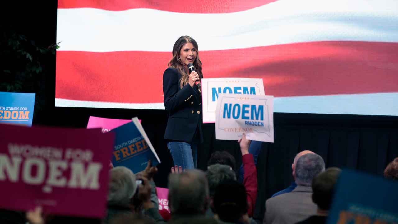South Dakota Gov. Noem looks to shore up support for her reelection bid with Youngkin, Gabbard