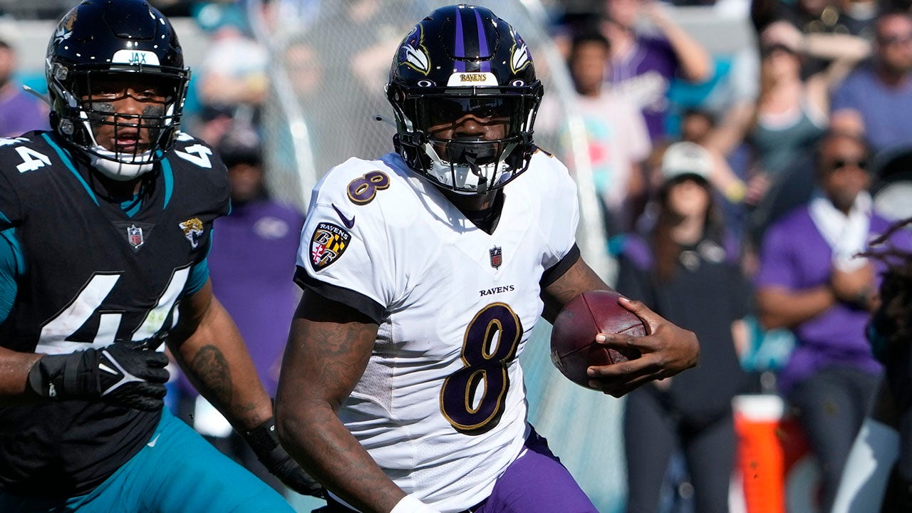 Lamar Jackson de los Ravens critica a los Savages en un tuit después de la derrota ante los Jaguars: ‘Boy STFU’