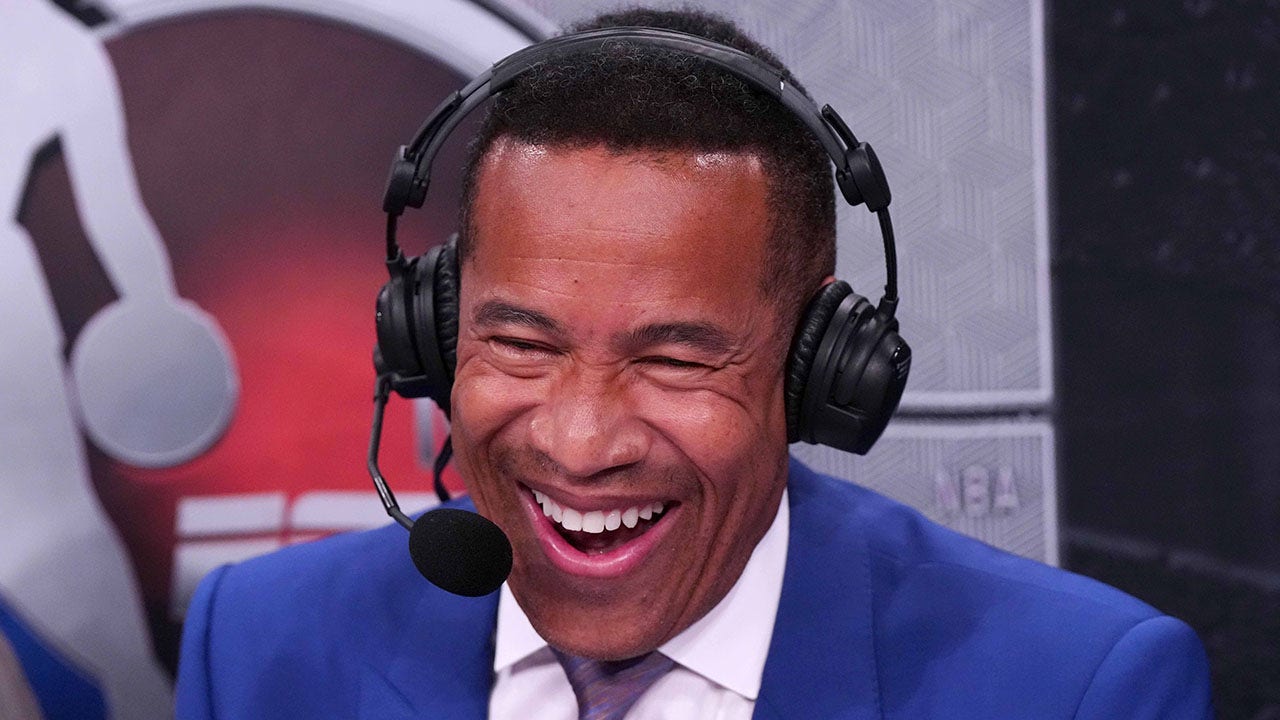 ESPN broadcaster Mark Jones likes video blasting colleague Stephen A. Smith  using racial epithet | Fox News