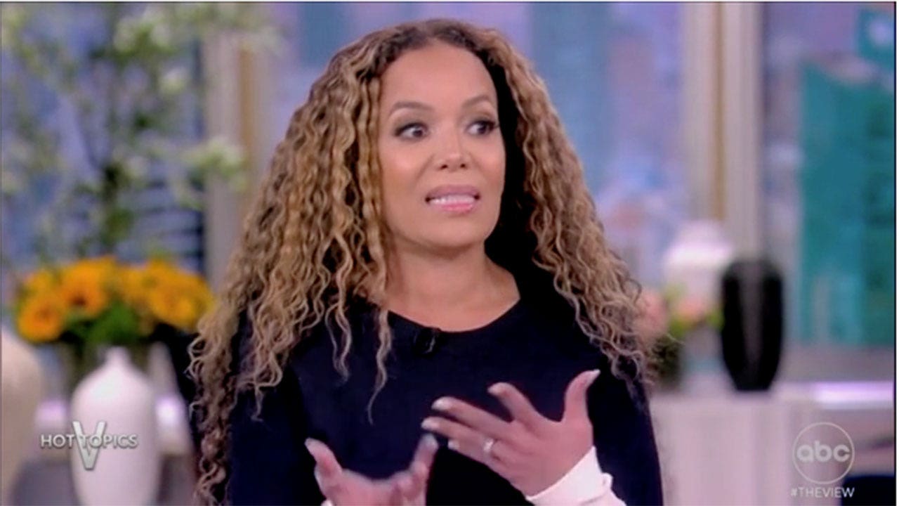 'The View' co-host mocks Mike Pence for speaking out against Trump ...