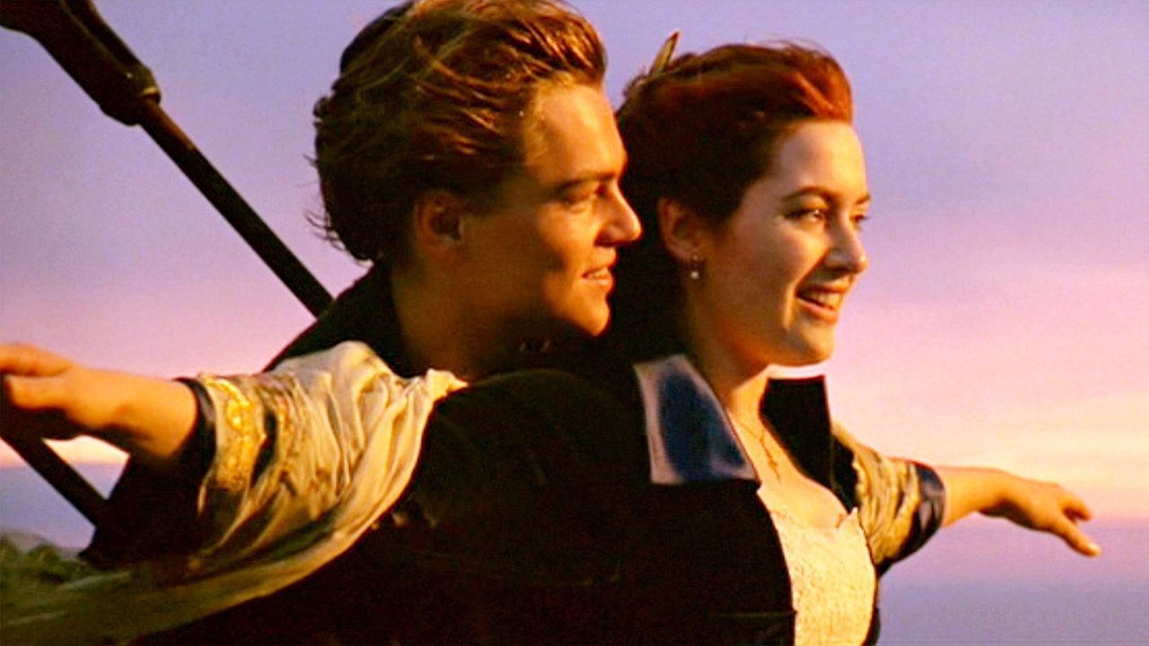 Titanic Jack and Rose Pose | TikTok