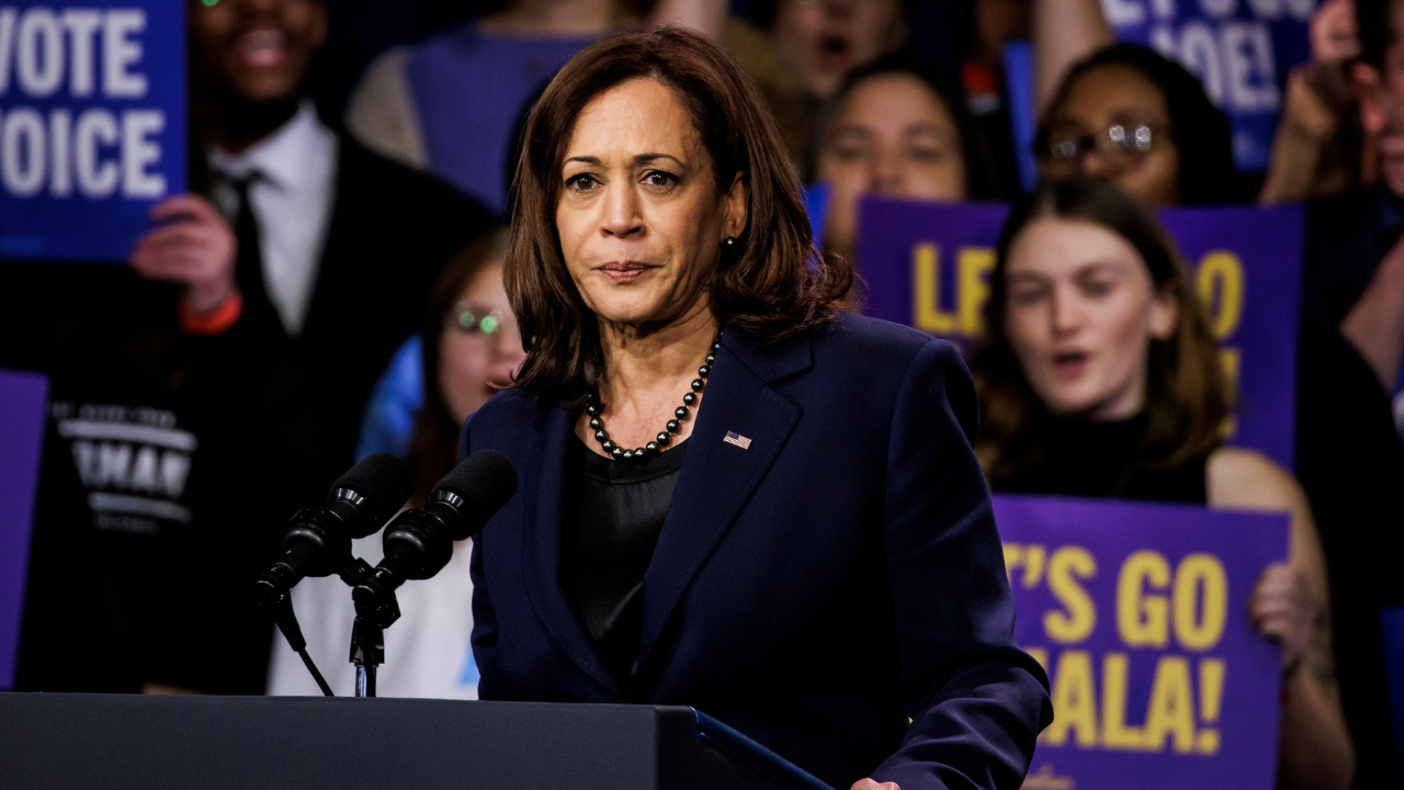 Kamala harris mother image